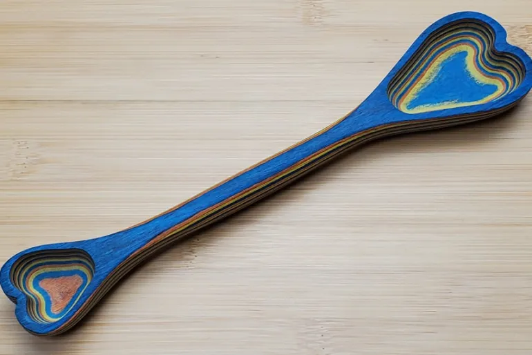8″ Wooden Mini Spoon – Shaka Guava