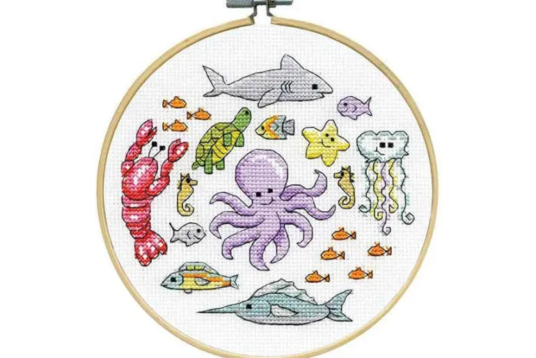 Yarn Cat Cross Stitch Kit with 6-inch Hoop 7164